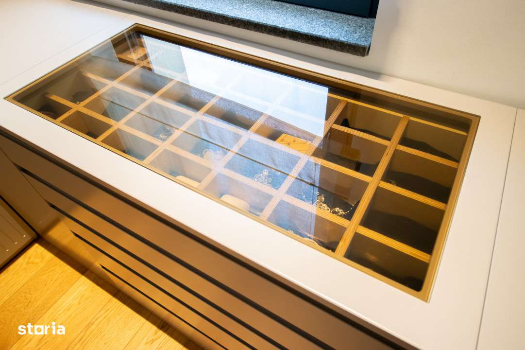 Resedinta de lux cu 5 dormitoare, gym si piscina Iancu Nicolae - Cambr-11