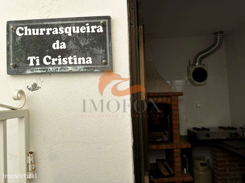 Casa de aldeia com 4 quartos e Alojamento Local ainda a funcionar e...-16