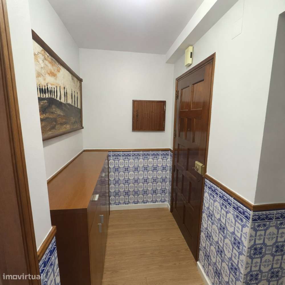 T1 com garagem - Zona central de Leiria-7