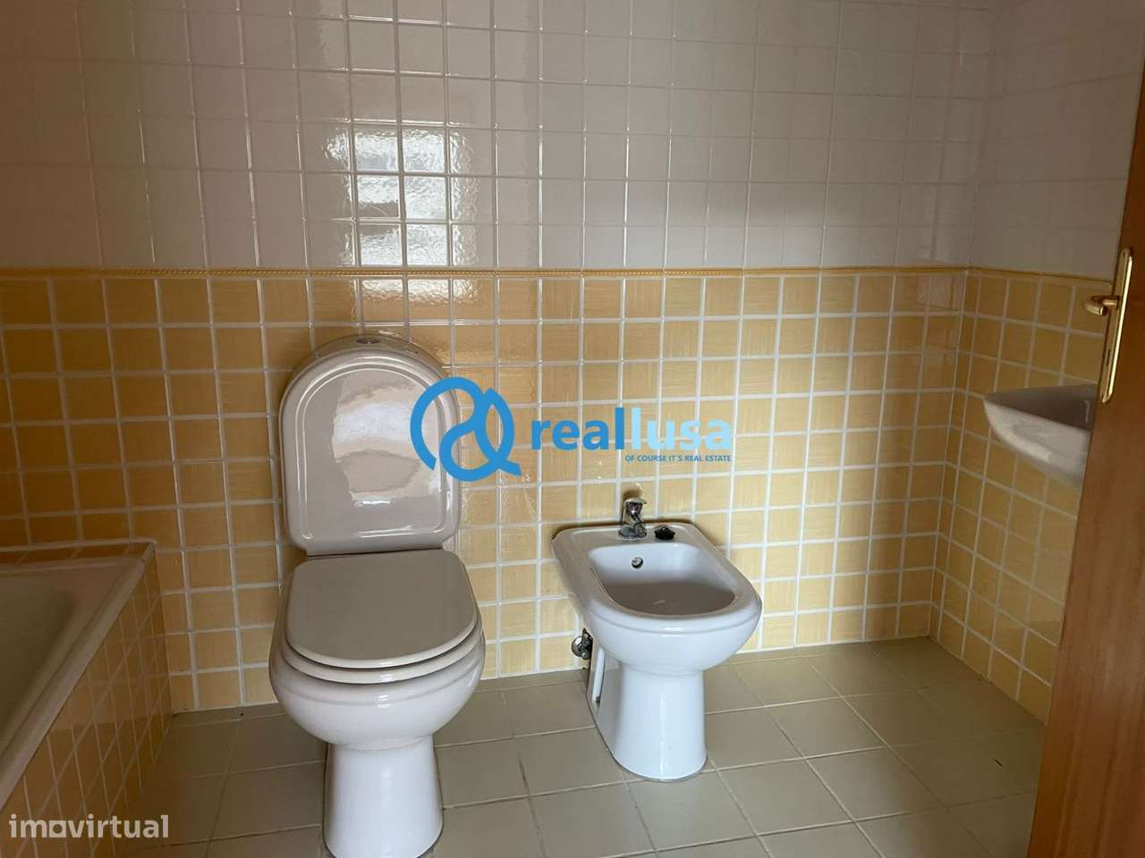 Apartamento T3 c/ garagem Águas Santas Maia-12