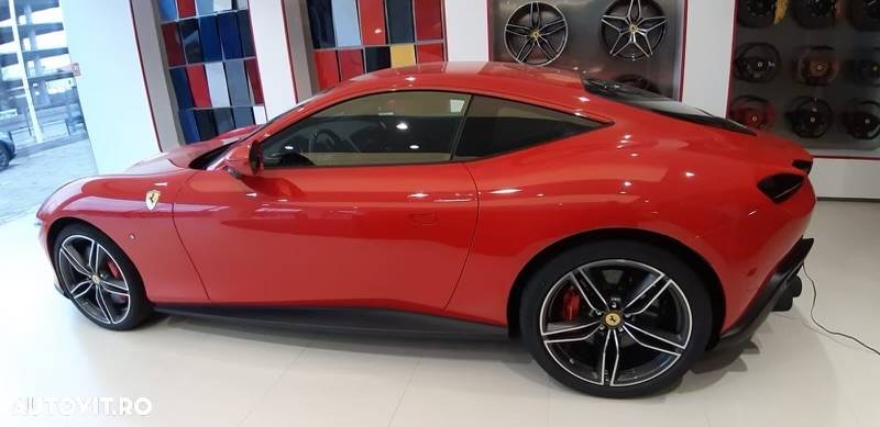 Ferrari Roma - 7