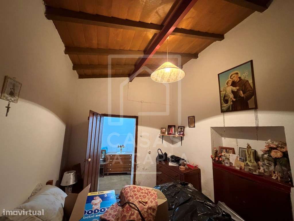 Moradia T2 com quintal e garagem em Selmes-14