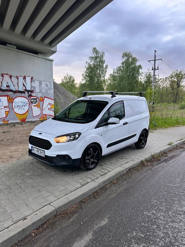 Ford Transit Courier 2019