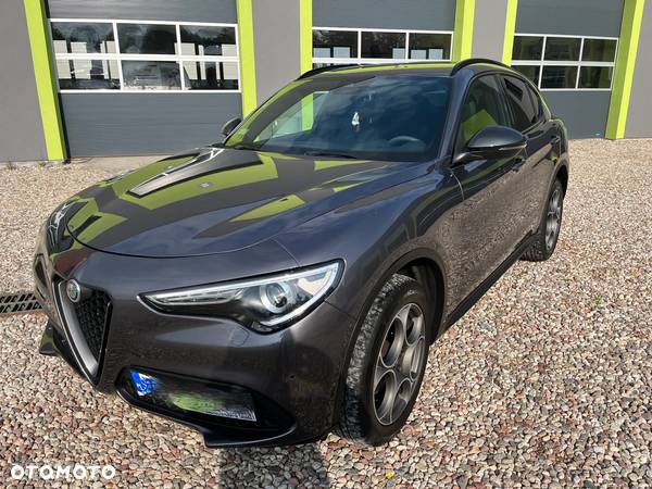 Alfa Romeo Stelvio 2.0 Turbo 16V AT8-Q4 B-Tech - 3