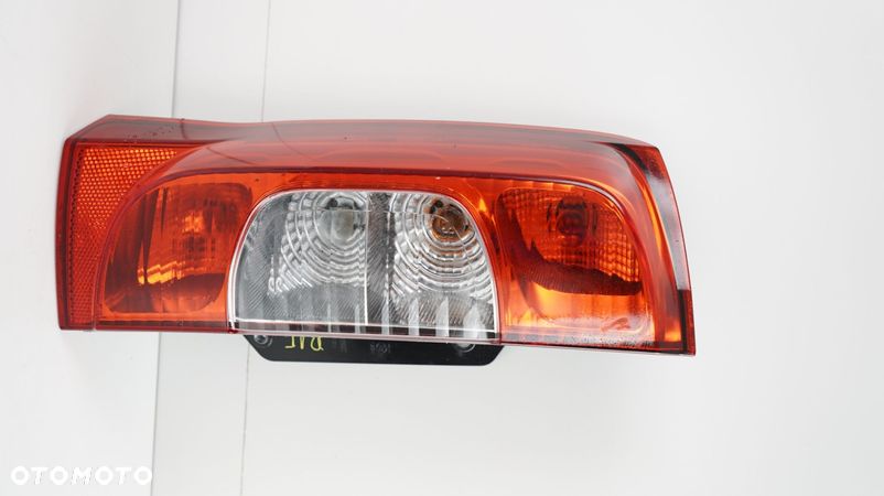 LAMPA LEWY TYŁ TYLNA PEUGEOT BIPPER 07-12R - 1