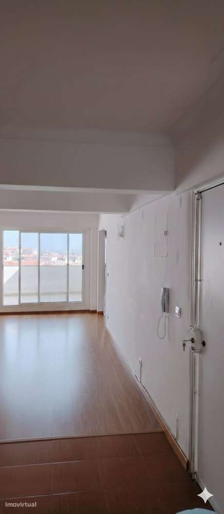 Loft /Atelier T1+1 Oportunidade de investimento na Povoa de Santa Iria - Grande imagem: 5/26