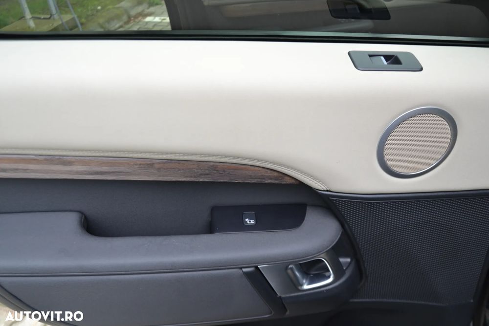 Land Rover Discovery HSE 2.0 L SD4 240 cp 174892 km - 25