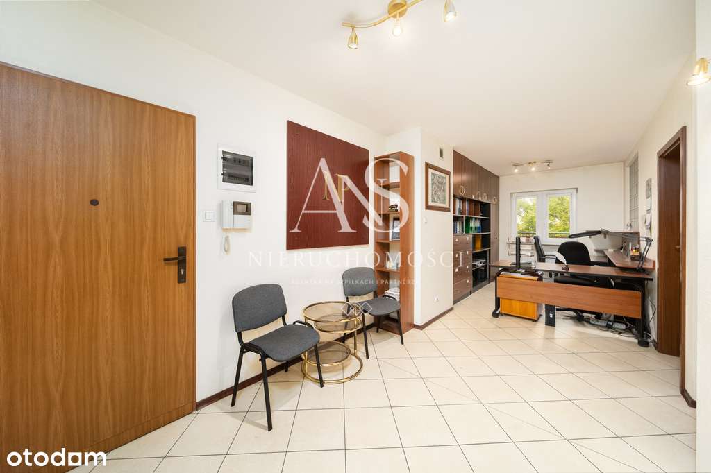 Eleganckie biuro z tarasem i miejscem postojowym! - Pełny obrazek: 2/20