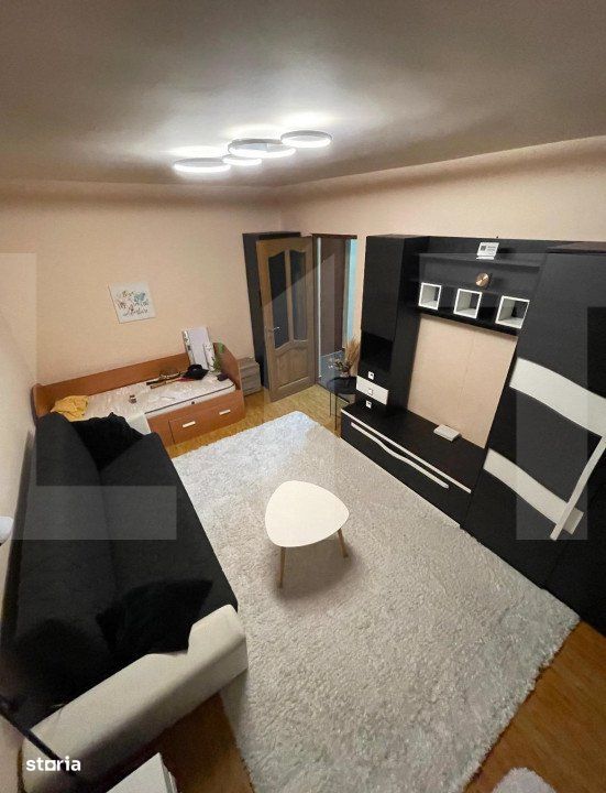 Oportunitate - Apartament 2 camere decomandate, renovat integral, balc