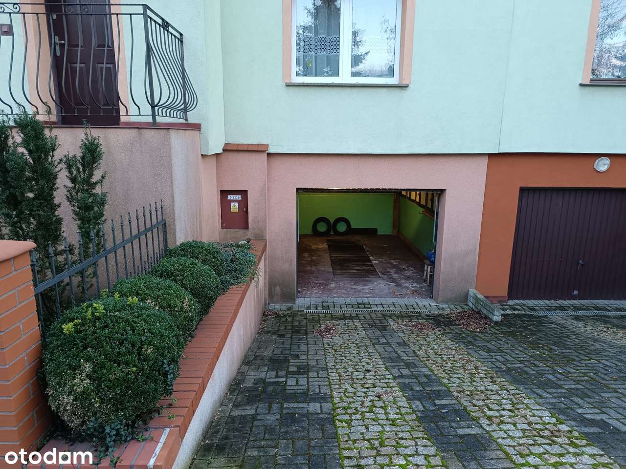 Dom z ogrodem w zabudowie bliźniaczej-11