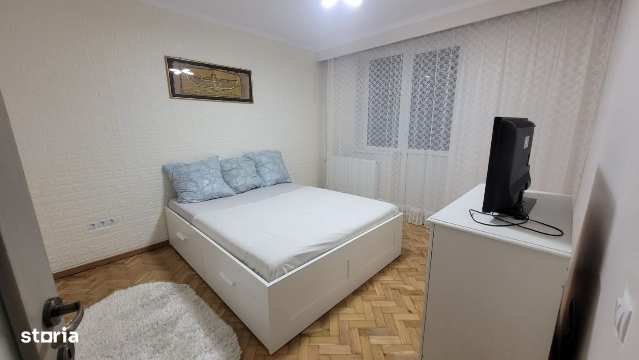 Apartament 3 camere+living 80 mp bloc vilă, garaj sub bloc