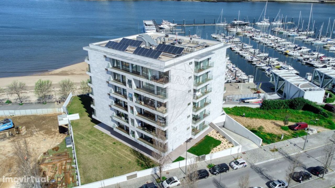 Apartamento T2 de Luxo na Marina da Afurada- Vila Nova de Gaia