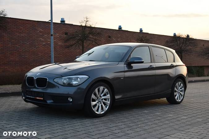 BMW Seria 1 120d - 5