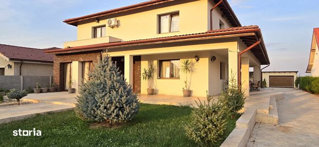 Casa de vanzare Sanmartin/Cihei-0