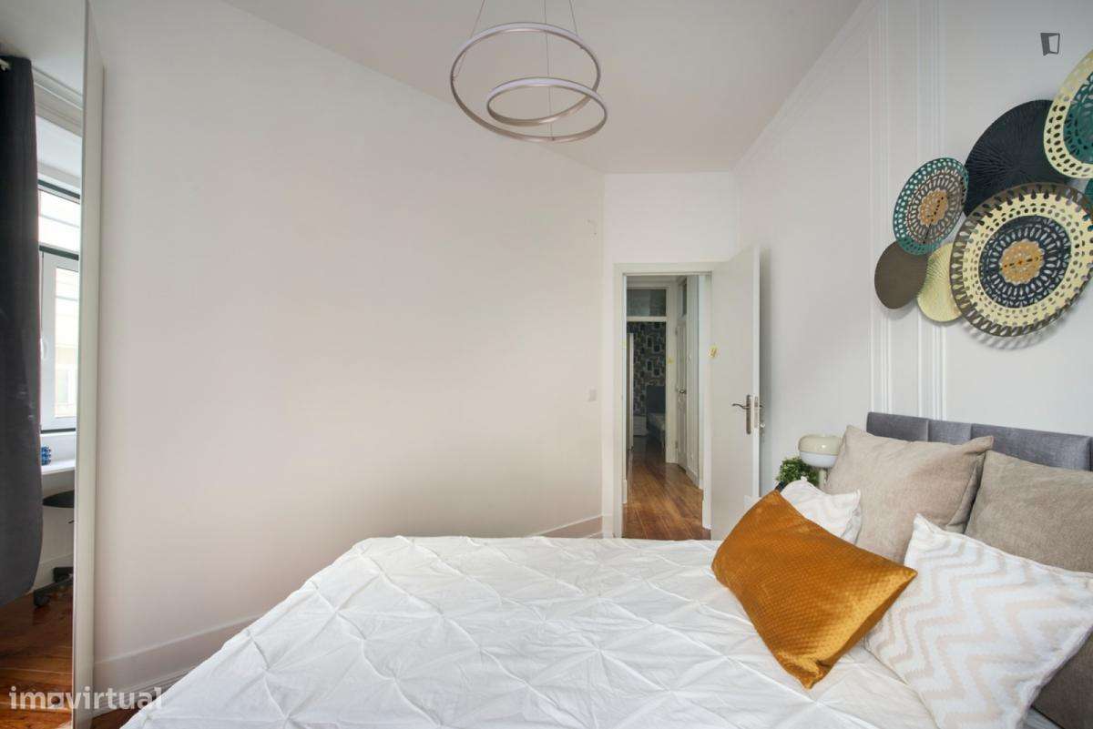 Quarto - localizado em Arroios Lisbon - Grande imagem: 4/30