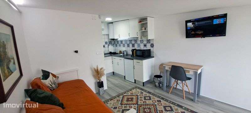 T0 / Estúdio mobilado para arrendar – despesas incluídas – Aveiro - Grande imagem: 4/10