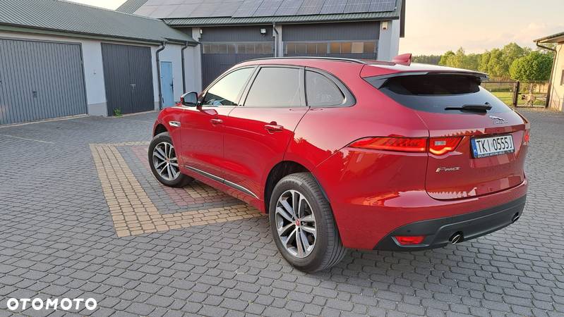 Jaguar F-Pace 2.0 i4D AWD R-Sport - 8