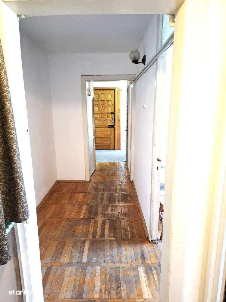 3 camere decomandat cu 2 bai , Unirii Sud , etaj 3 din 4 , Unirii Sud-6