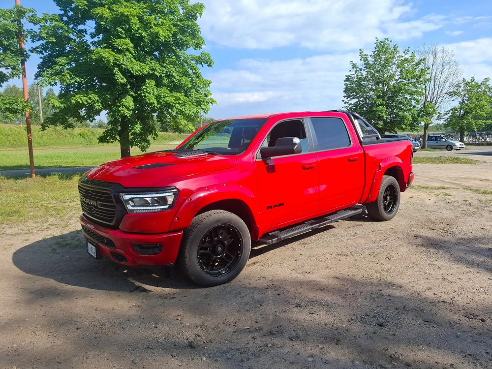 RAM 1500 5.7 Crew Cab Bighorn 2022