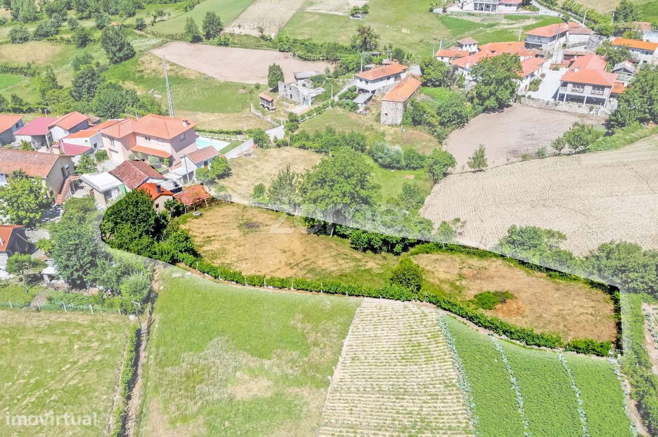 Moradia para restauro, Campelo, Baião - Grande imagem: 4/42