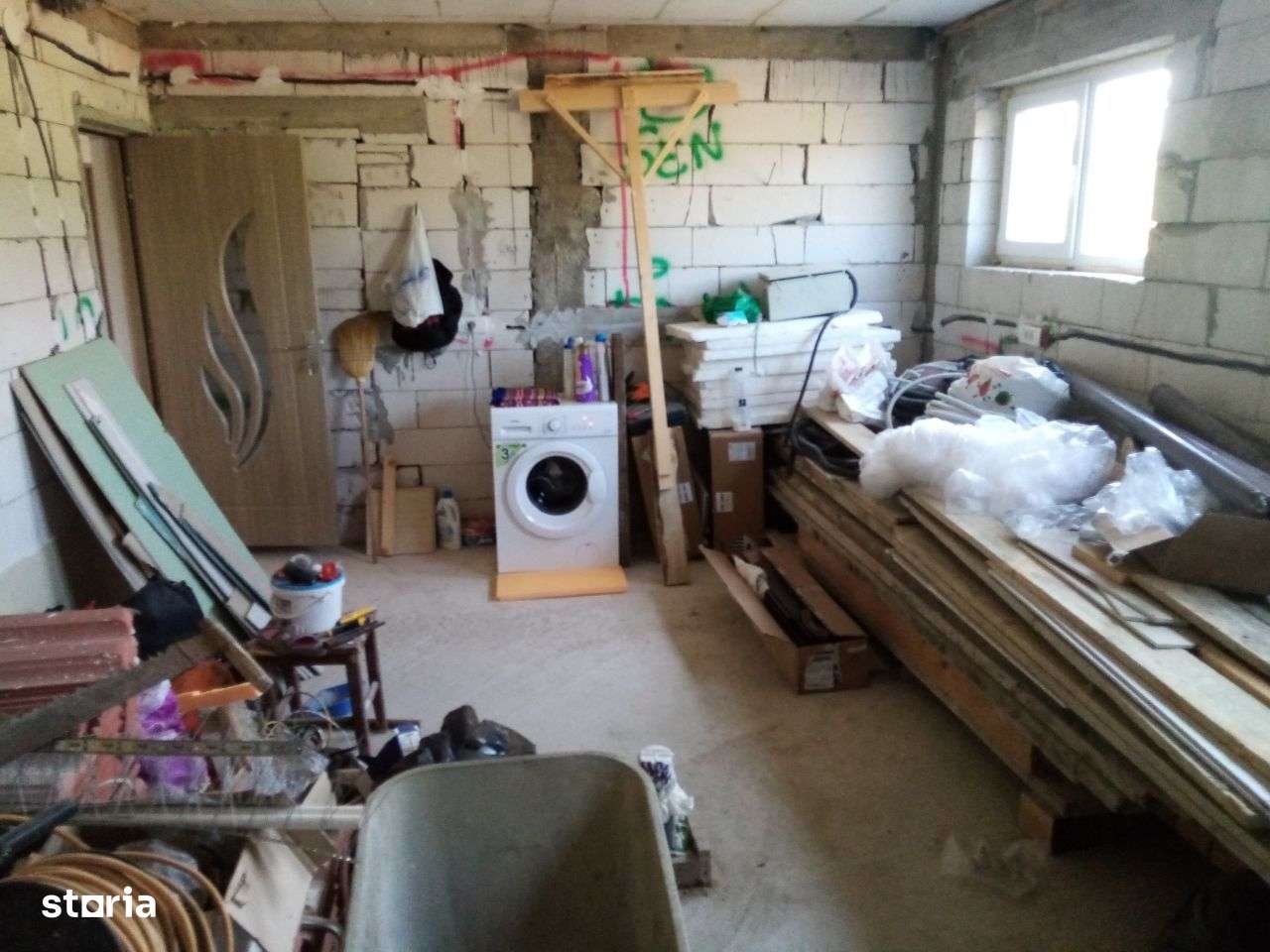 Vilă P+E+M și teren 780 mp,Deva-17