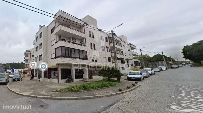 T2 Recuado com lugar de garagem Totalmente Renovado Vila Nova de Gaia - Grande imagem: 2/2