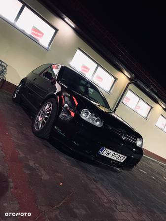 Volkswagen Golf - 23