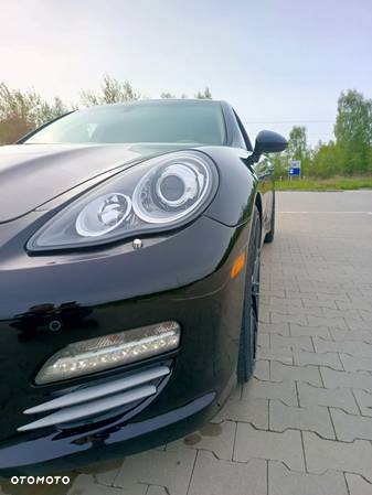 Porsche Panamera 4 PDK - 18