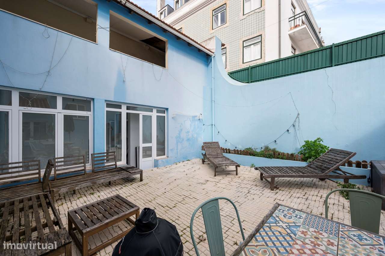 Apartamento T2+1 com 50 m² de Logradouro privativo e garagem, Lisboa-27