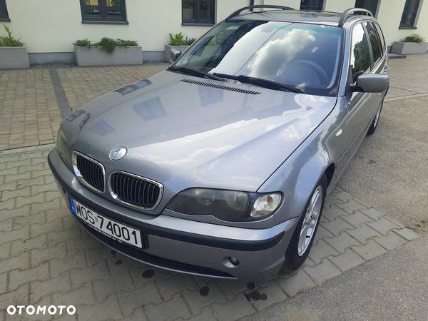 BMW Seria 3 318i - 1