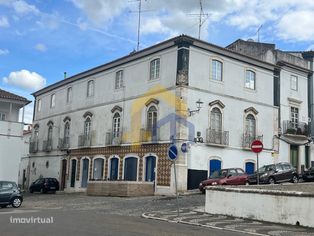 Moradia para Restaurar >=T10 Venda em Estremoz (Santa Maria e Santo An