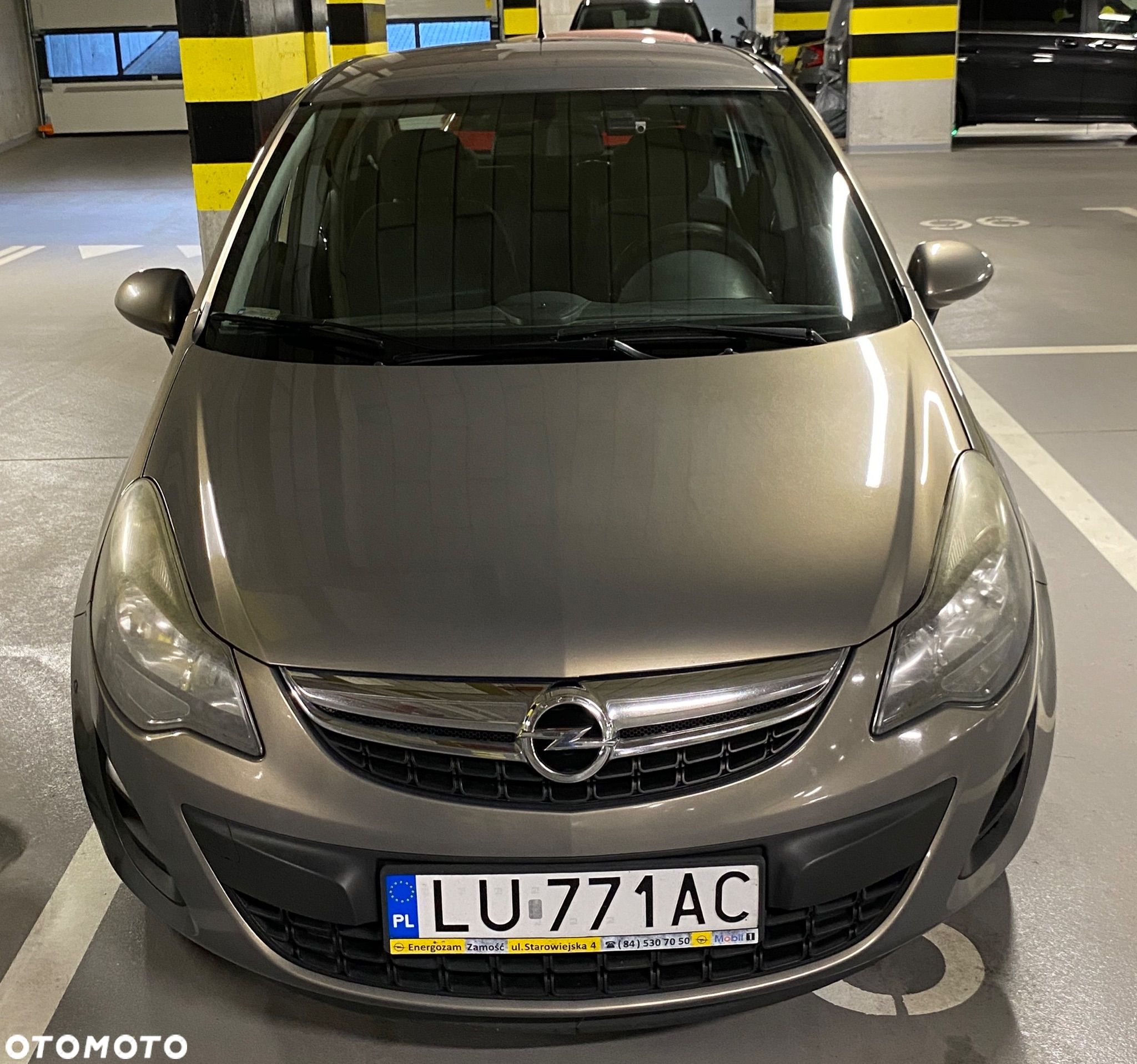 Opel Corsa 1.2 16V Edition / Active - 1