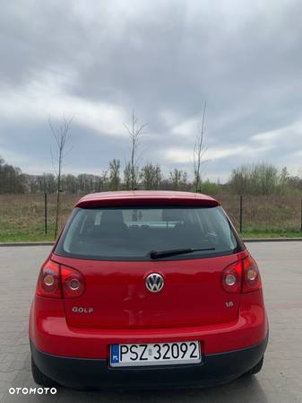 Volkswagen Golf - 3