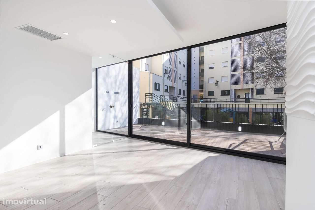 Prédio, São Vicente, Lisboa - Grande imagem: 4/41