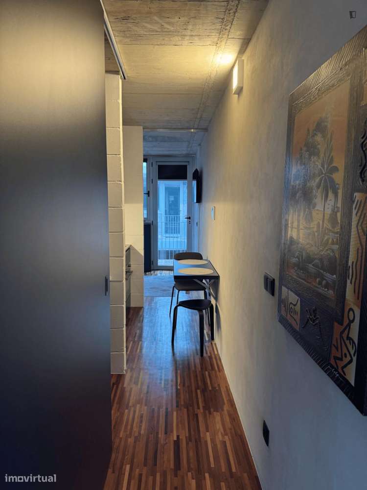 Apartamento com 1 quartos - localizado em Paranhos Porto - Grande imagem: 5/9