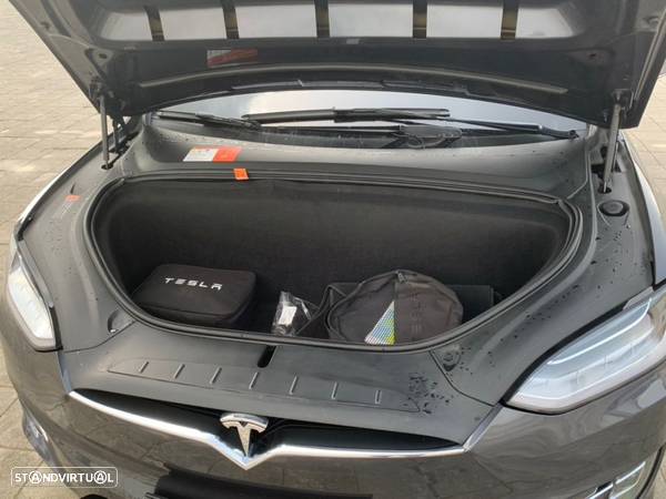 Tesla Model X 100 kWh Long Range AWD - 2