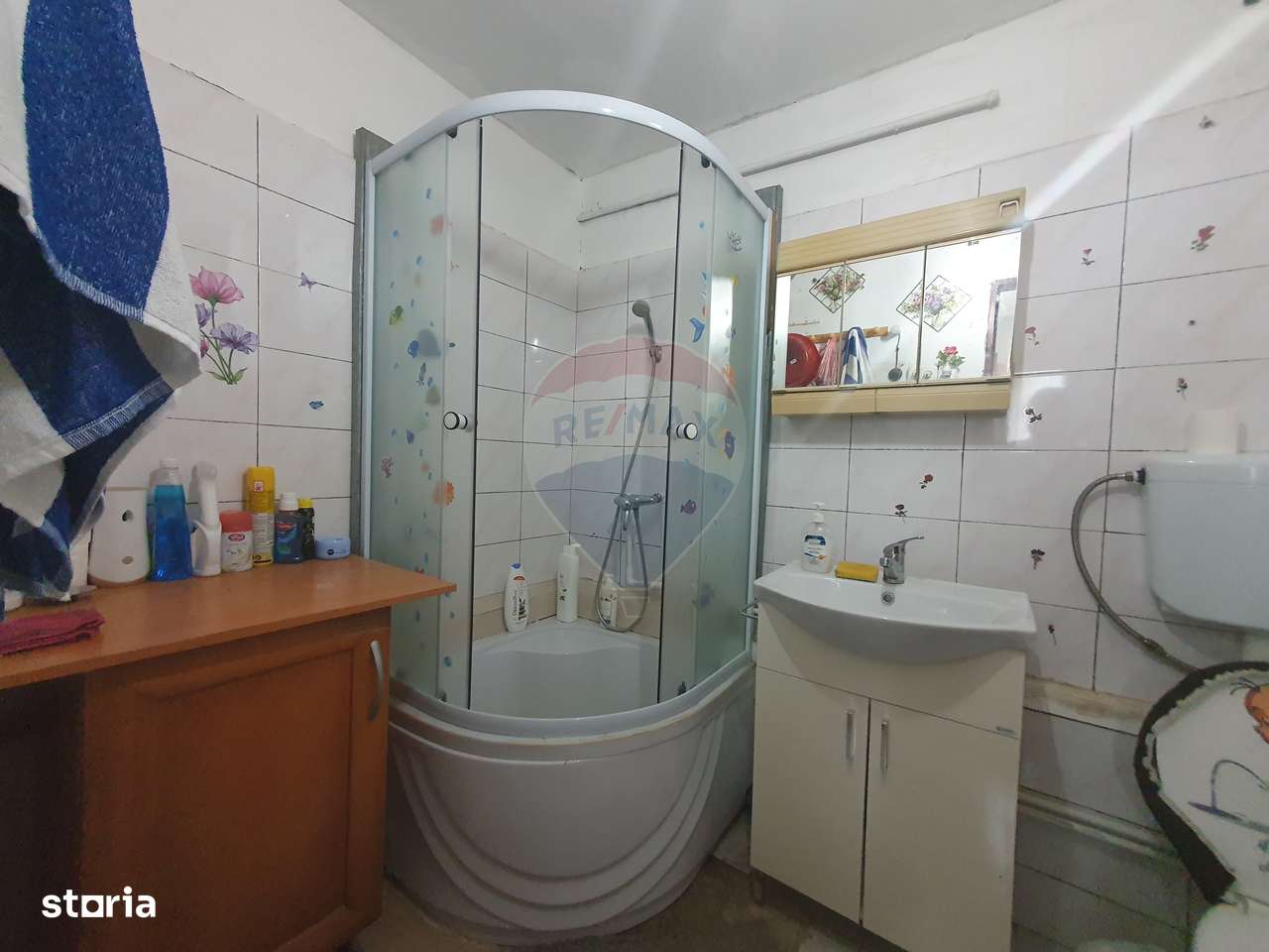 Apartament 2 camere in Casă / Vilă de vanzare str. Campia Islaz - Imagine principală: 5/13