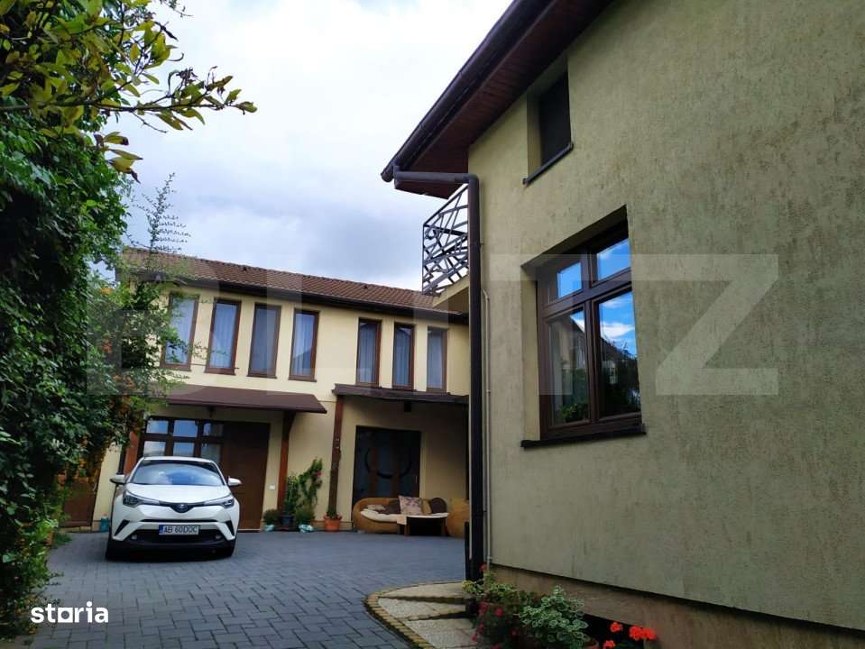 Pensiune de 503 mp, teren 690 mp, in zona Cetate - Imagine principală: 5/13