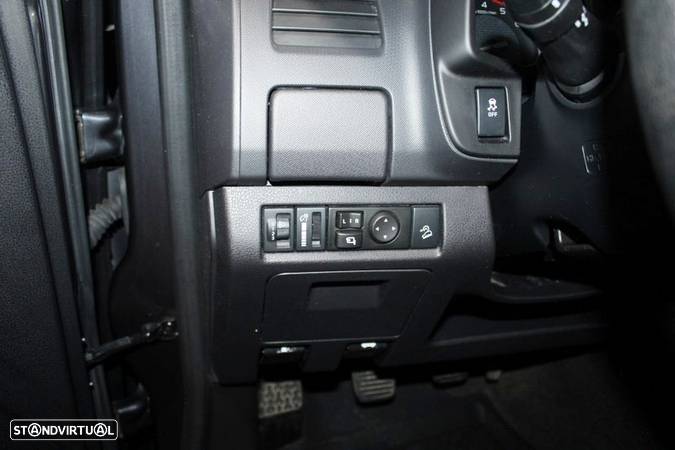 Isuzu D-Max 1.9 Ddi CD 4WD LS CM - 28