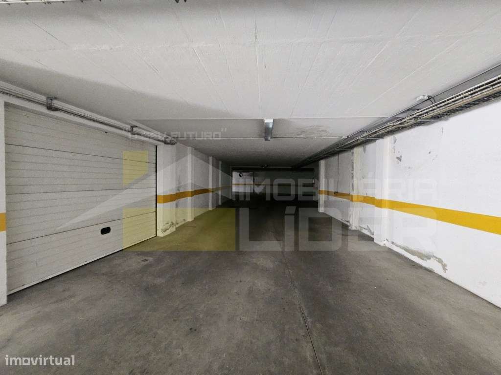 Exclusividade Imobiliária Lider
Moradia T4 em Condomínio Fechado d...-50