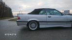 BMW Seria 3 320i Cabriolet - 5