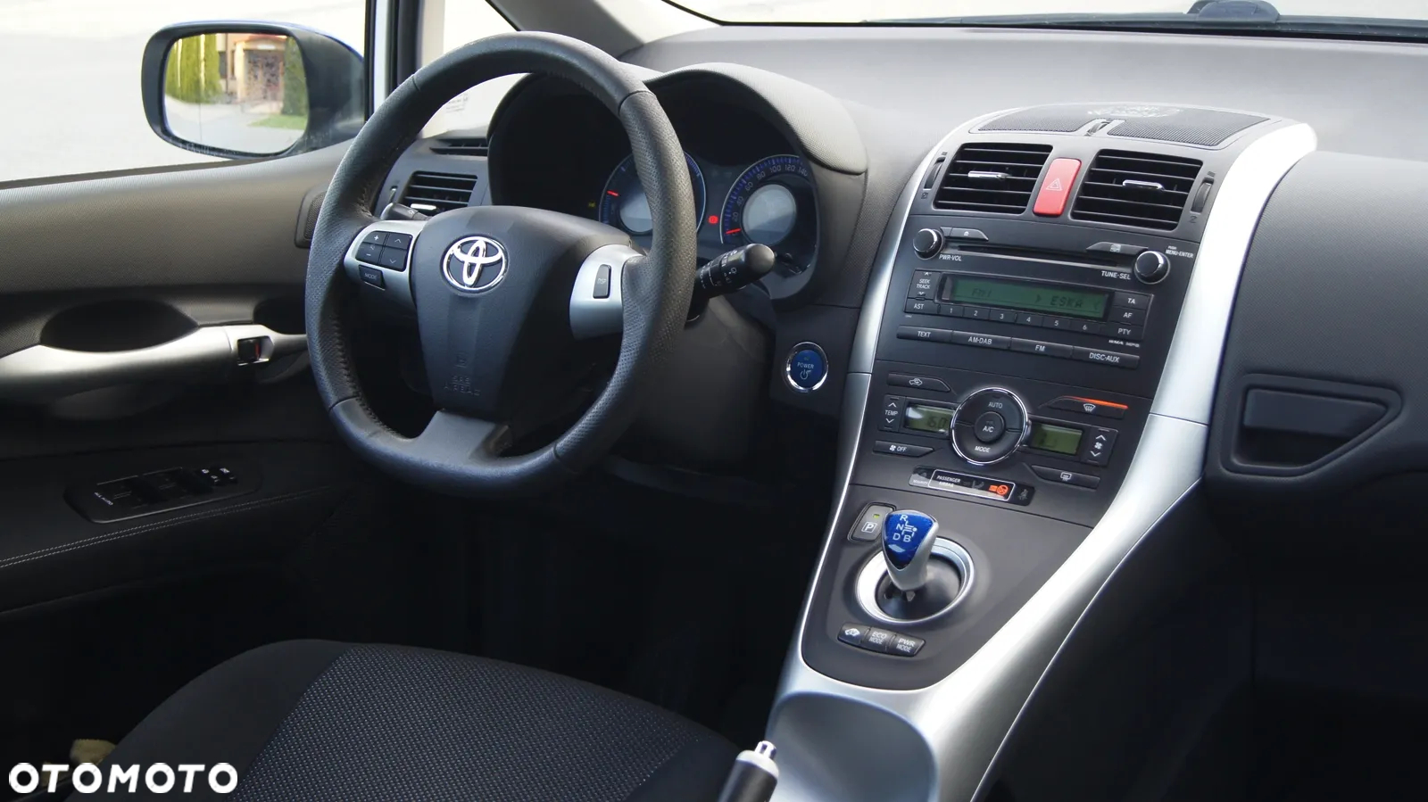 Toyota Auris - 17