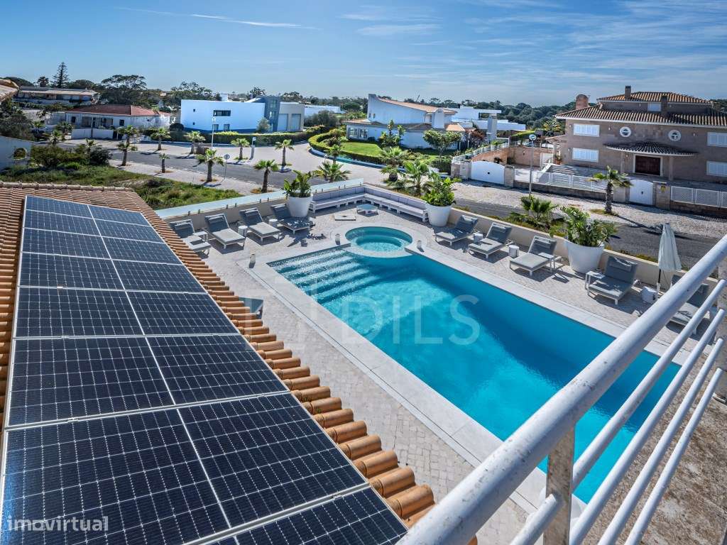 Moradia T6+1 em Soltróia, junto à praia, com piscina-36