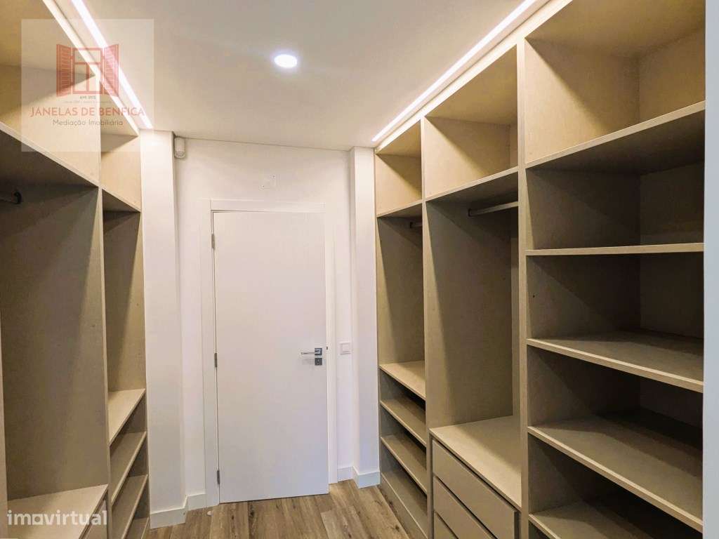 Herdade Aroeira, V4 c/ piscina e jardins-18