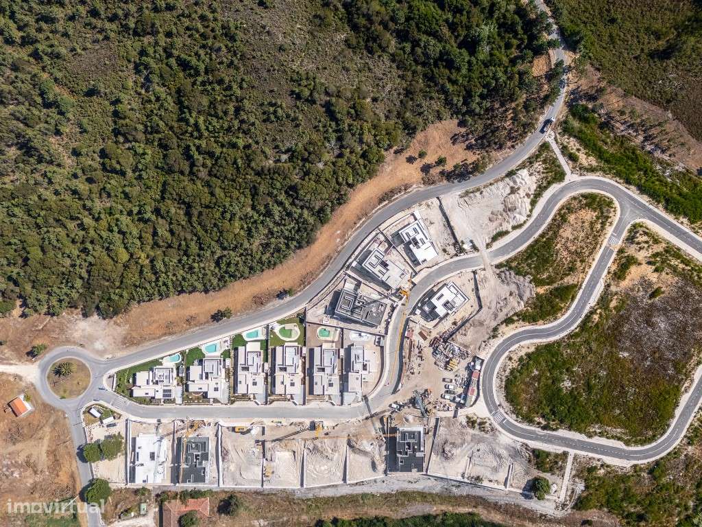 Lote com moradia iniciada junto à Lagoa de Óbidos, golfe e praia-52