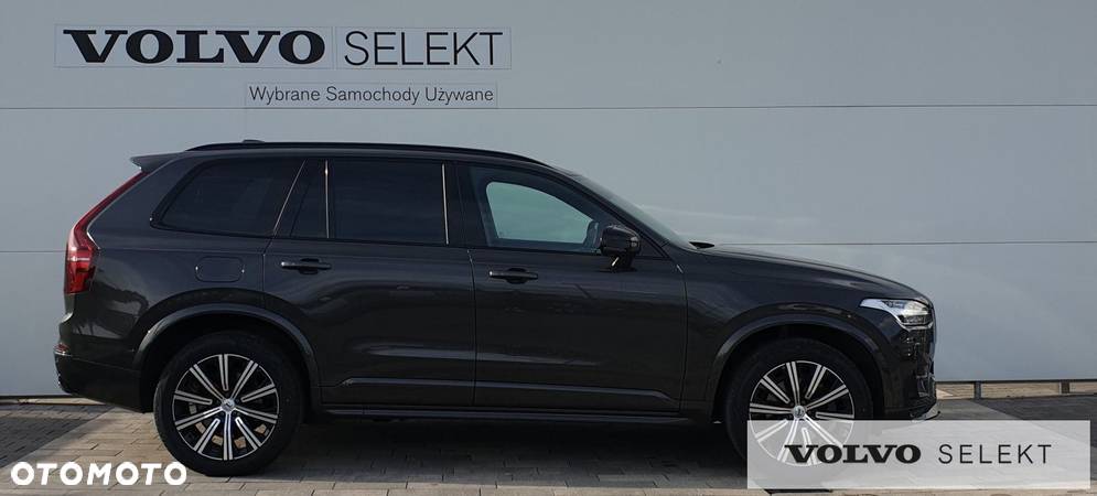 Volvo XC 90 - 8