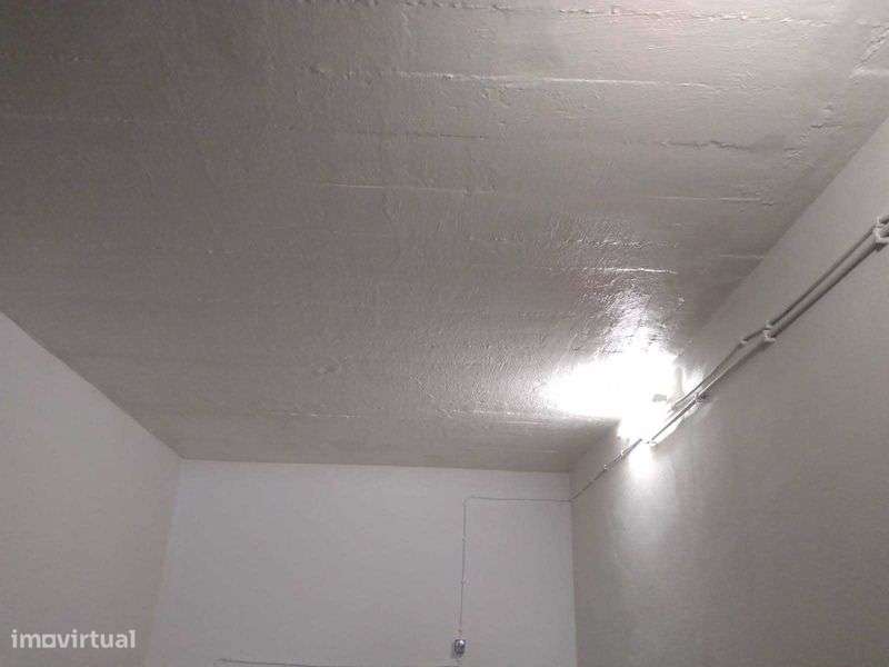 Arrendo Garagem no Entroncametno - Grande imagem: 4/5