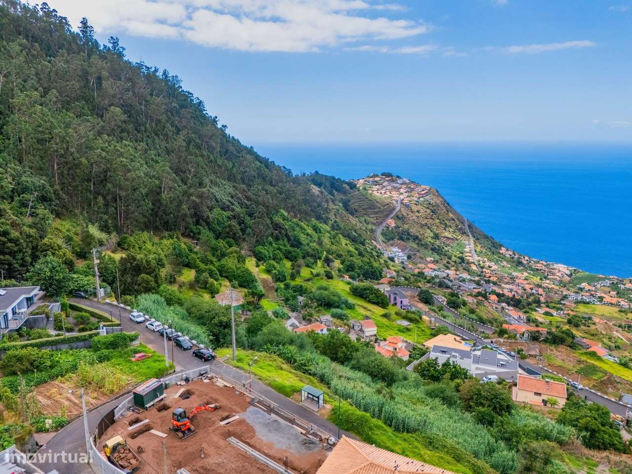 Terreno 1300,23m2 | Arco da Calheta | Construção-13
