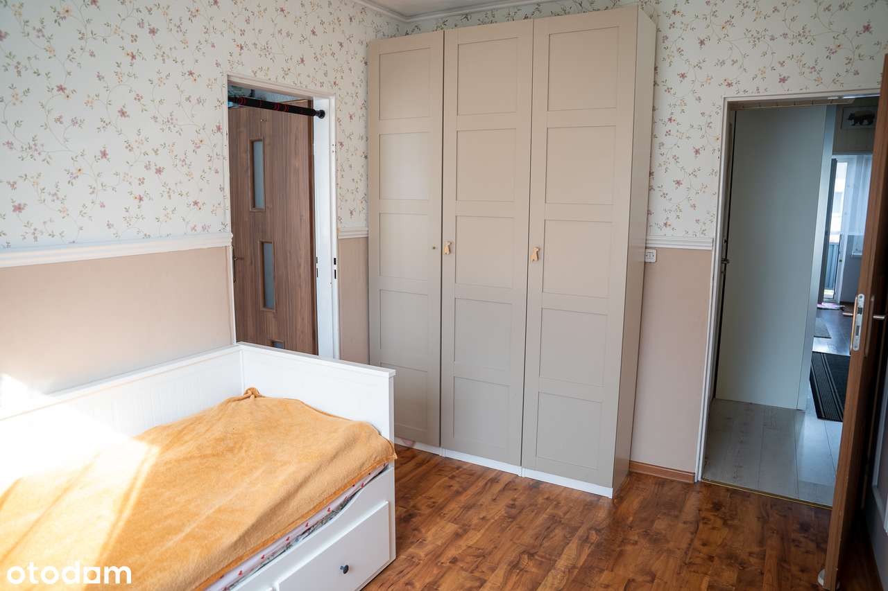 Przytulne i przestronne 4-pokojowe mieszkanie w centrum Radlina!-2