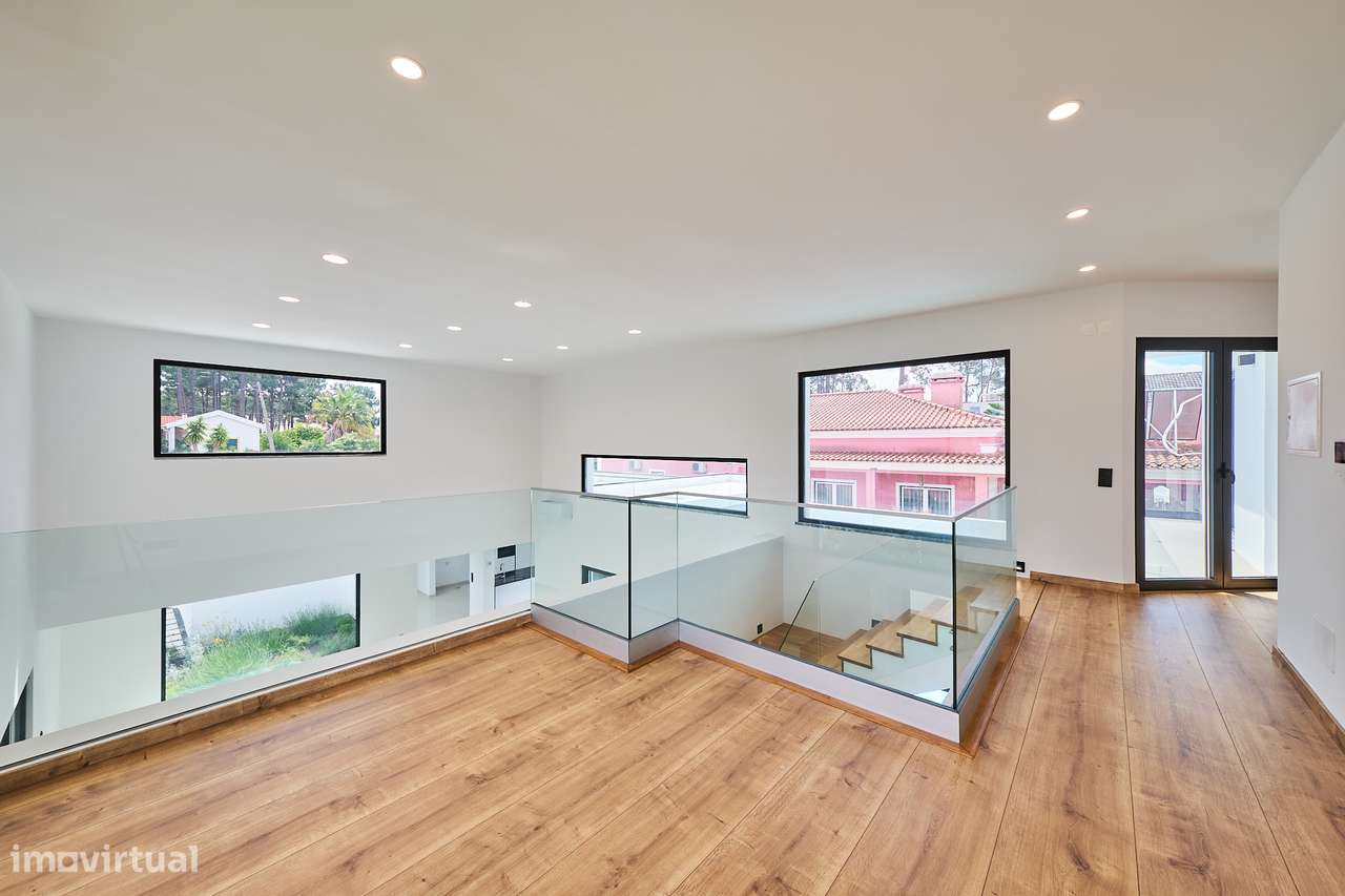 Moradia Isolada com piscina, Verdizela, Seixal-13